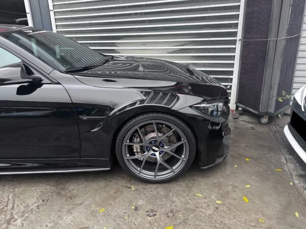 BMW F80 F82 M3 M4 RC Fender Carbon B12487