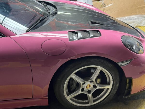 Porsche 718 Cayman GT4 RS Fender Carbon P1259 01