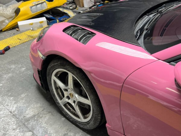 Porsche 718 Cayman GT4 RS Fender Carbon P1259 03