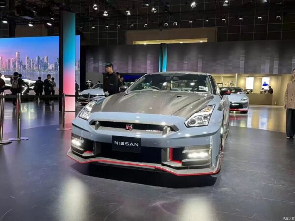 Nissan GTR35 Facelift Nismo Bodykit Carbon G1365 02