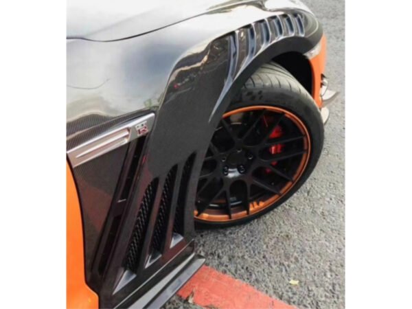 Nissan GTR35 Top Secret Fender Carbon G1360 10