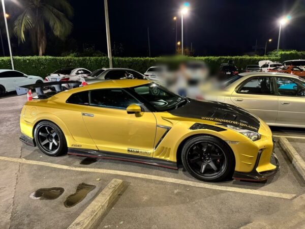 Nissan GTR35 Top Secret Fender Carbon G136002