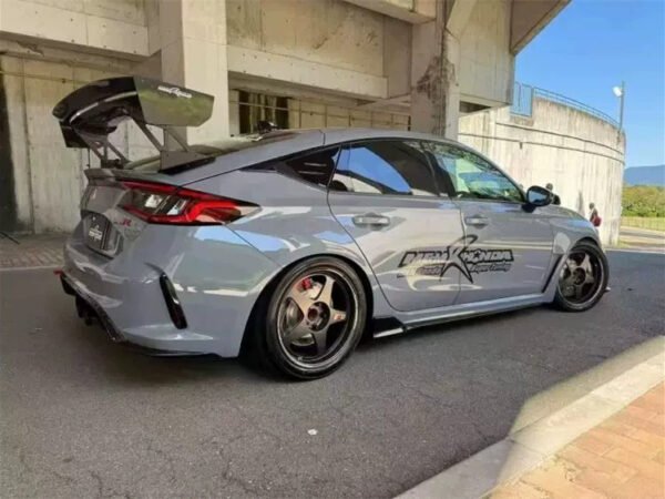 Honda FL5 Type R Voltex V2 GT Wing Carbon H1375 02