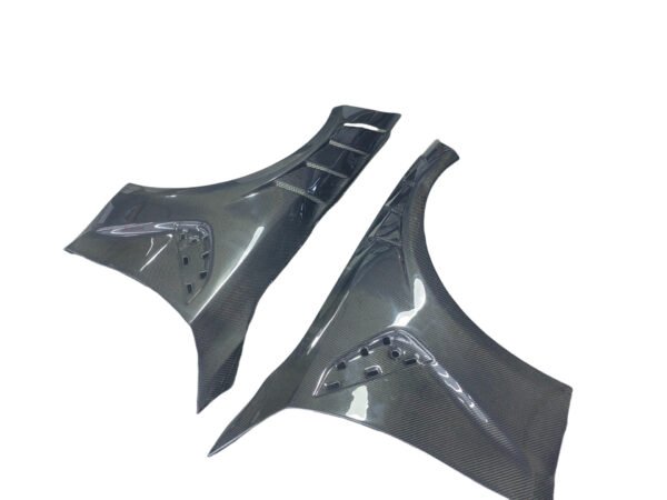 BMW G80 M3 Fender Carbon B1437 13