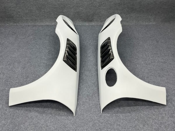 Porsche 992 Carrera 911 DP Fender Half Carbon P144307
