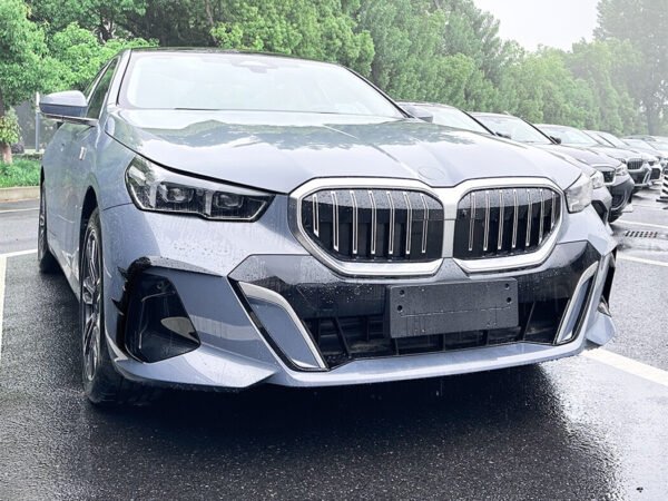 BMW G60 MP Front Canard B1466 02