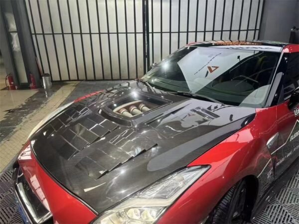 Nissan GTR R35 IMP Bonnet Hood Dry Carbon G1470 1
